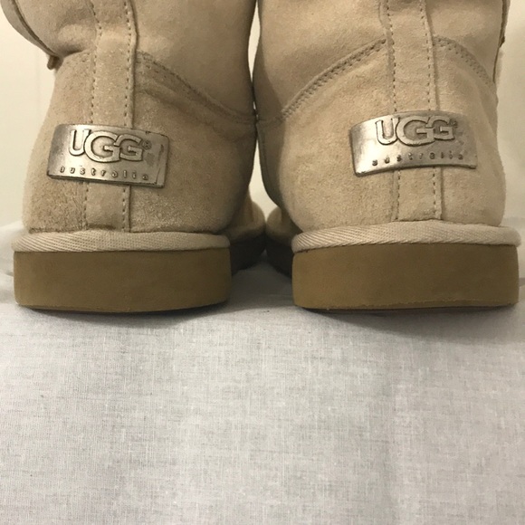 Ugg Tall Side Lace Up Boot - Picture 7 of 7